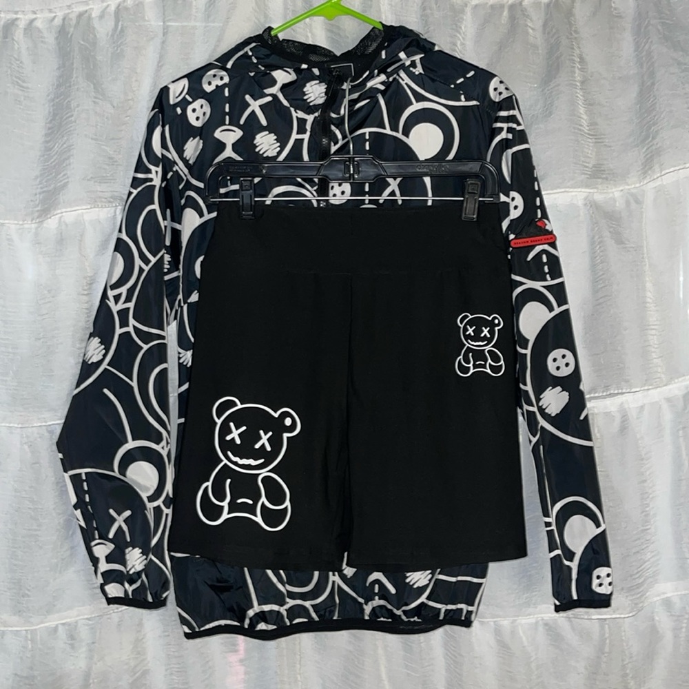 Two-piece shorts set